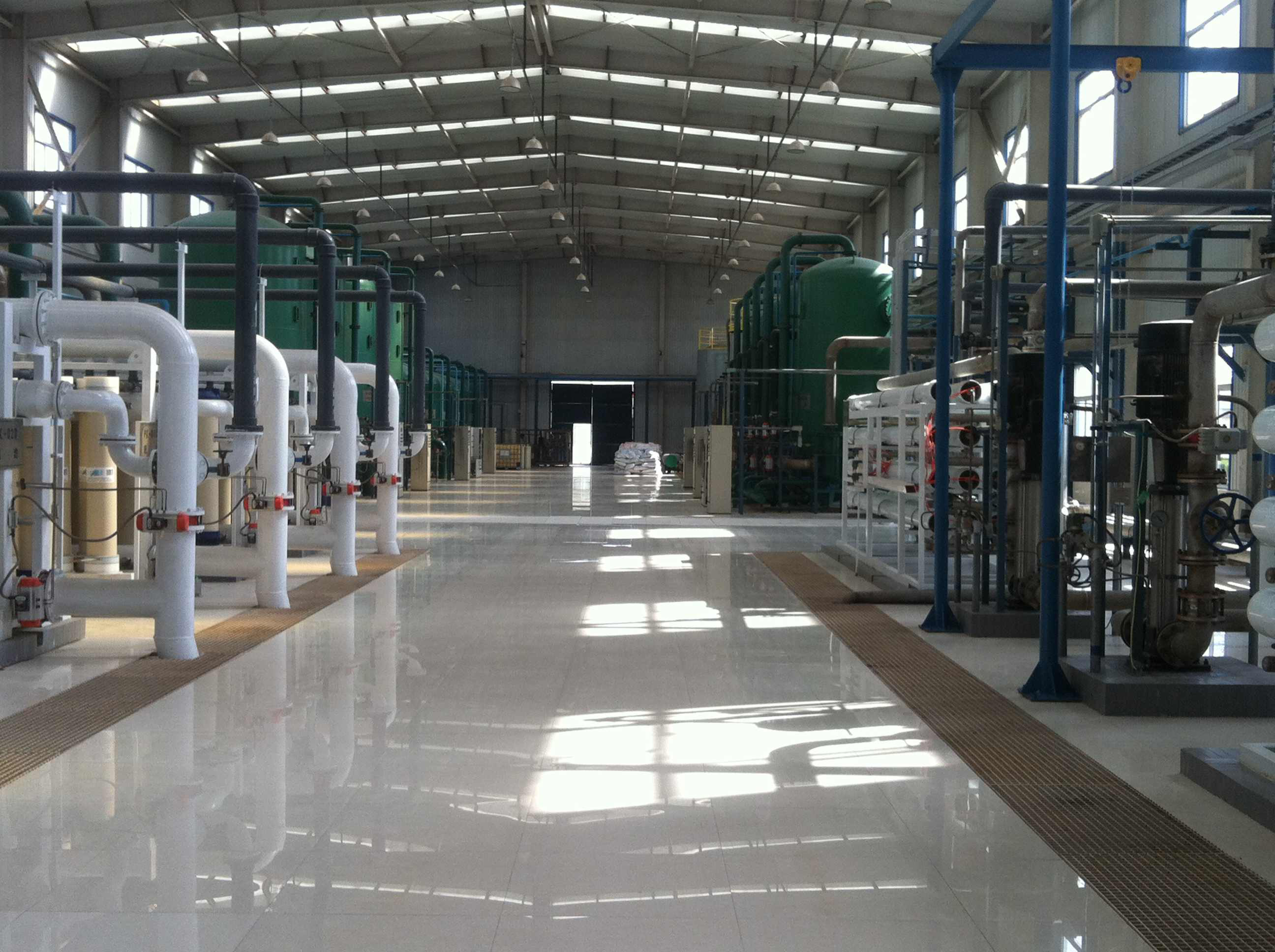 連續(xù)式砂過(guò)濾器(流砂過(guò)濾器) Sürekli kum filtresi (ak?? kum filtresi)